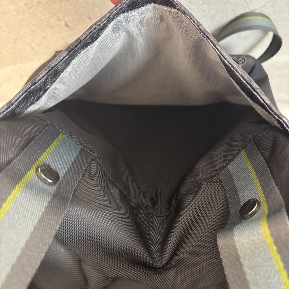 Sherpani Camden Camo Backpack Tote - Picture 6 of 9